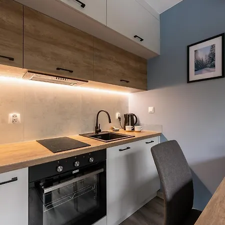 Batorego 16 Blue Prywatne Mieszkanie 300m Od Metro Pole Mokotowskie I Sgh Samodzielne Zameldowanie! Self Check-in System! *