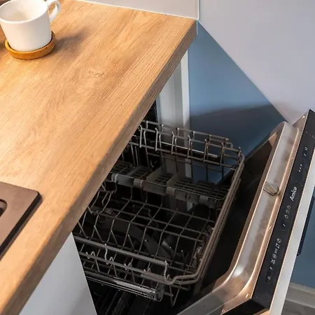 Batorego 16 Blue Prywatne Mieszkanie 300m Od Metro Pole Mokotowskie I Sgh Samodzielne Zameldowanie! Self Check-in System! Διαμέρισμα