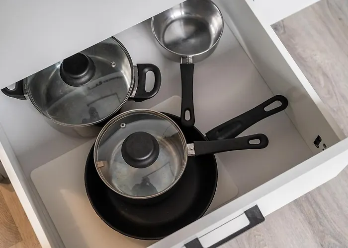 Batorego 16 Blue Prywatne Mieszkanie 300m Od Metro Pole Mokotowskie I Sgh Samodzielne Zameldowanie! Self Check-in System! Apartament